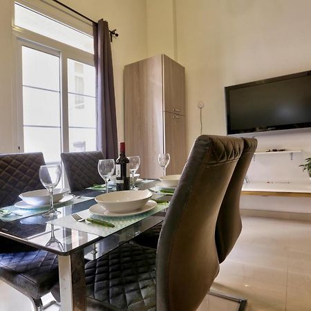 Charming Valletta 1 Bedroom Apartment Off Republic Street Sleeps 4 מראה חיצוני תמונה